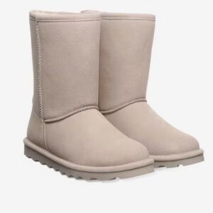 BearPaw Elle Short Boots